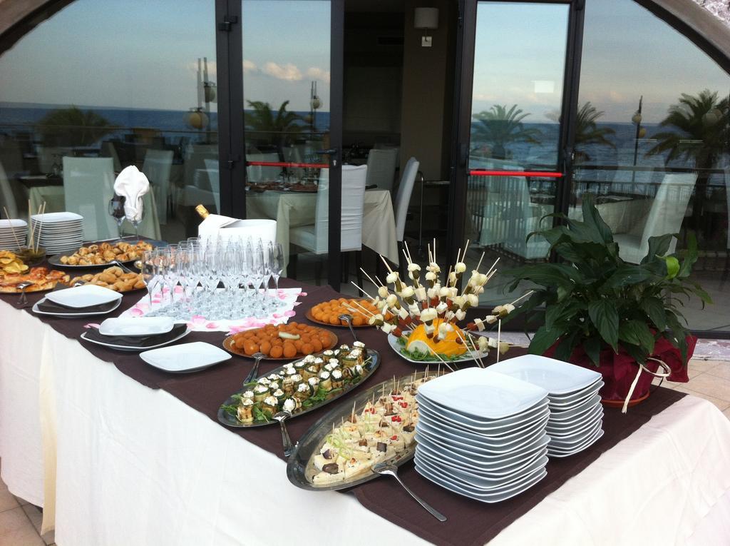 Elihotel SantʼAlessio Siculo Zewnętrze zdjęcie